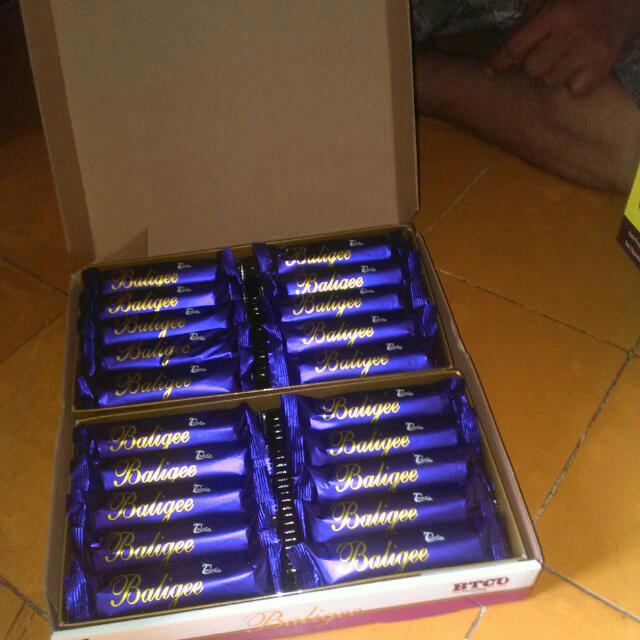 Makanan Ringan Coklat Asli Makanan Minuman Snek Di Carousell