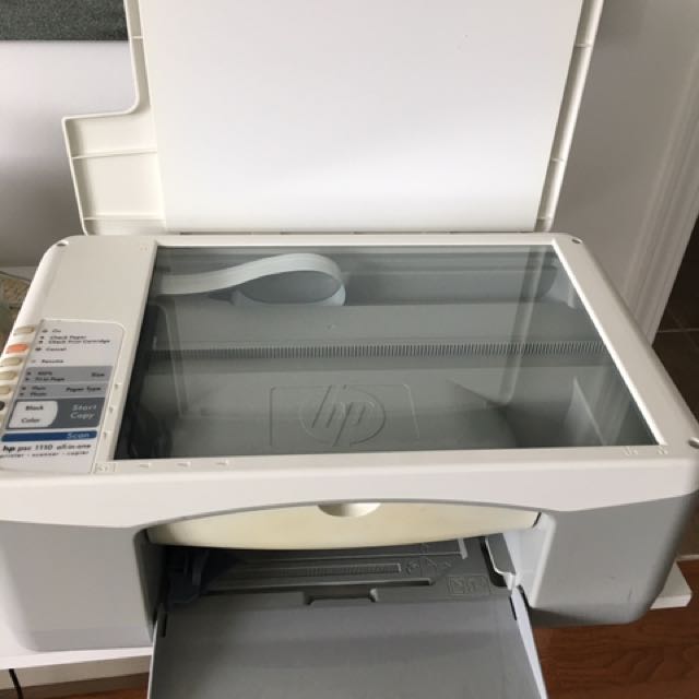 Printer (Category: Computer Parts & Accessories) located in Toronto. Submitted by seachells (Listing ID 105669105, Image 3). Description: .