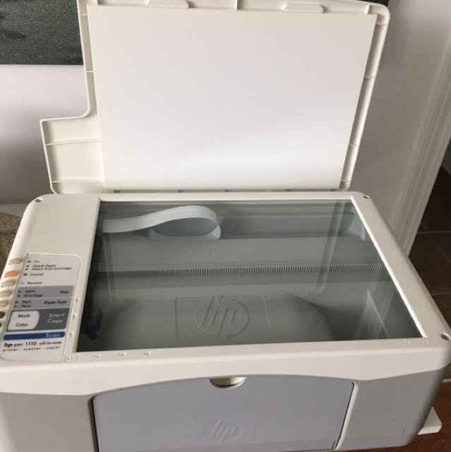 Printer (Category: Computer Parts & Accessories) located in Toronto. Submitted by seachells (Listing ID 105669105, Image 2). Description: .