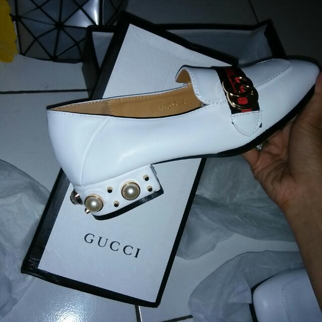 Sepatu Gucci Putih Fesyen Wanita Sepatu Di Carousell