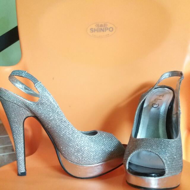 Sepatu High Heels Fladeo Silver Fesyen Wanita Sepatu Di Carousell