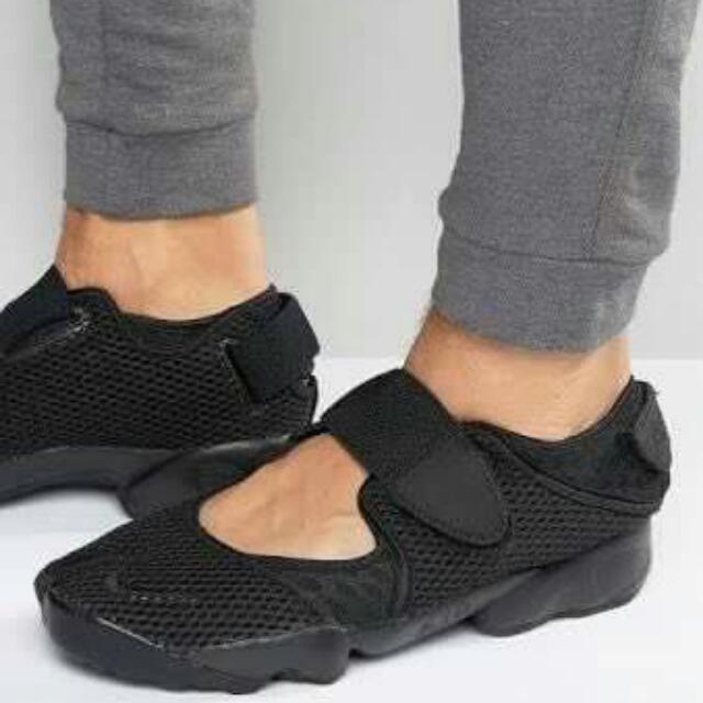 nike slip on wanita