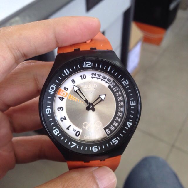 Swatch Fun すくえ Scuba MORAY'S BITE SUGB100