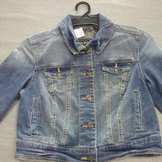 DENIM JACKET