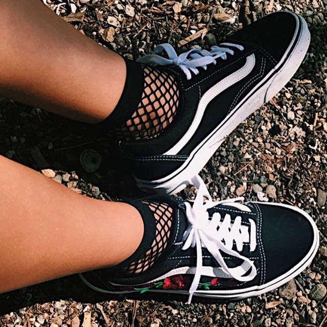 AUTHENTIC Vans Classic Old Skool with Custom Rose Embroidery Applique,  Women's Fashion, Footwear, Sneakers on Carousell