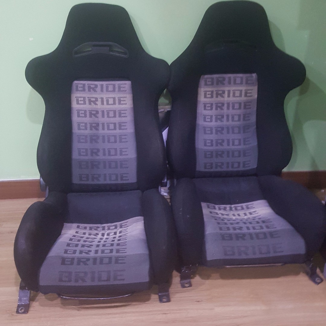 BRIDE USED SEMI BUCKET SEATS