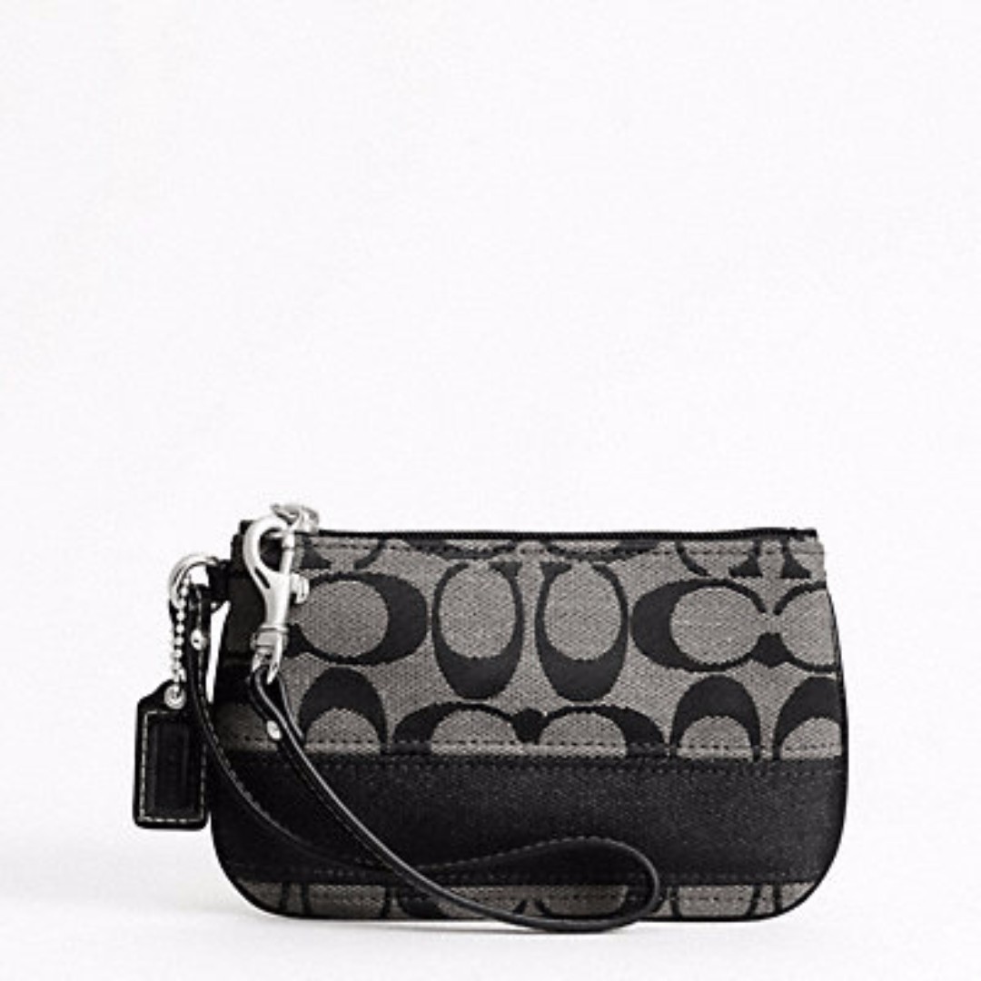 $25 coach wristlet