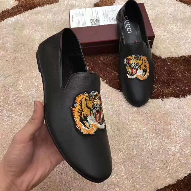 Gucci Tiger Loafer Shoes For Men