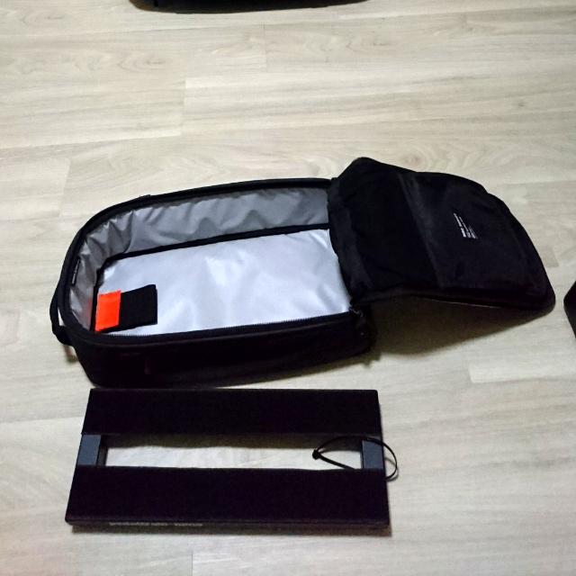 Set of Pedaltrain Nano with Mono Tick, Hobbies & Toys, Music & Media