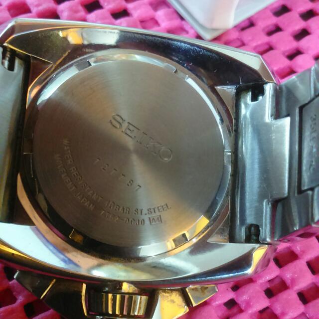Seiko 7T62-0CJ0, Men's Fashion, Watches & Accessories, Watches on Carousell