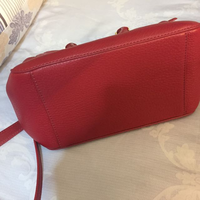 Tory Burch Landon Mini Square Tote (Red), Women's Fashion, Bags & Wallets,  Shoulder Bags on Carousell