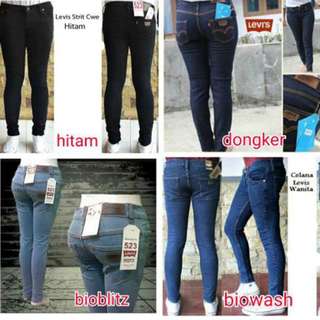 JEANS WANITA