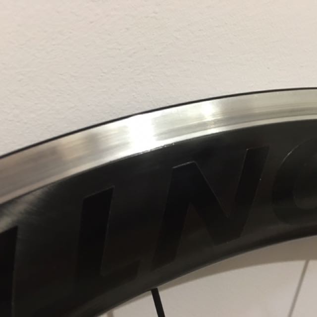 bontrager aura 5 wheelset for sale