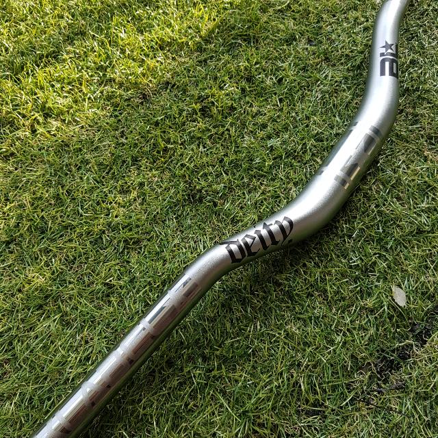 Deity blacklabel hotsell handlebars