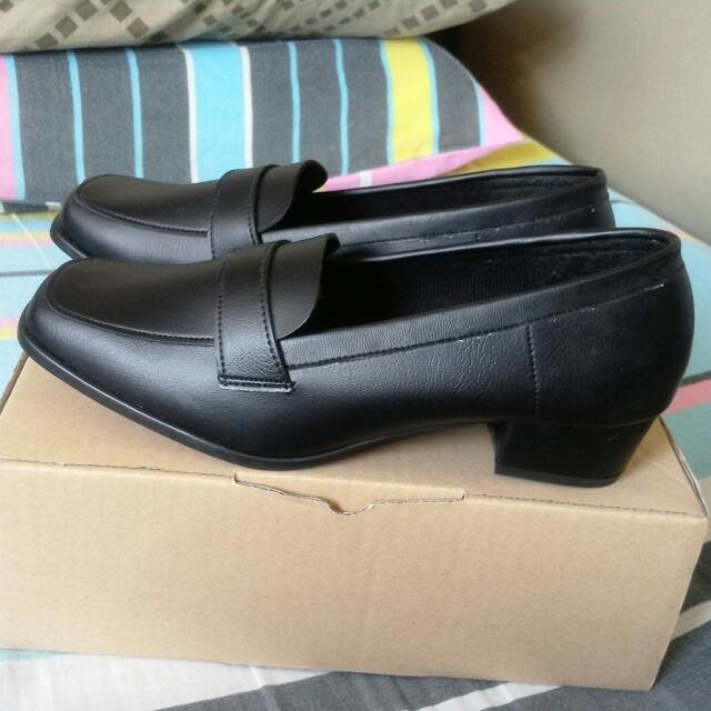 formal black shoes, Women
