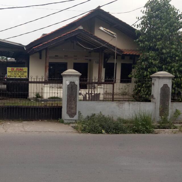 Jual Rumah Mainroad Sayap Taman Kopo Indah 3 Lt 390m2
