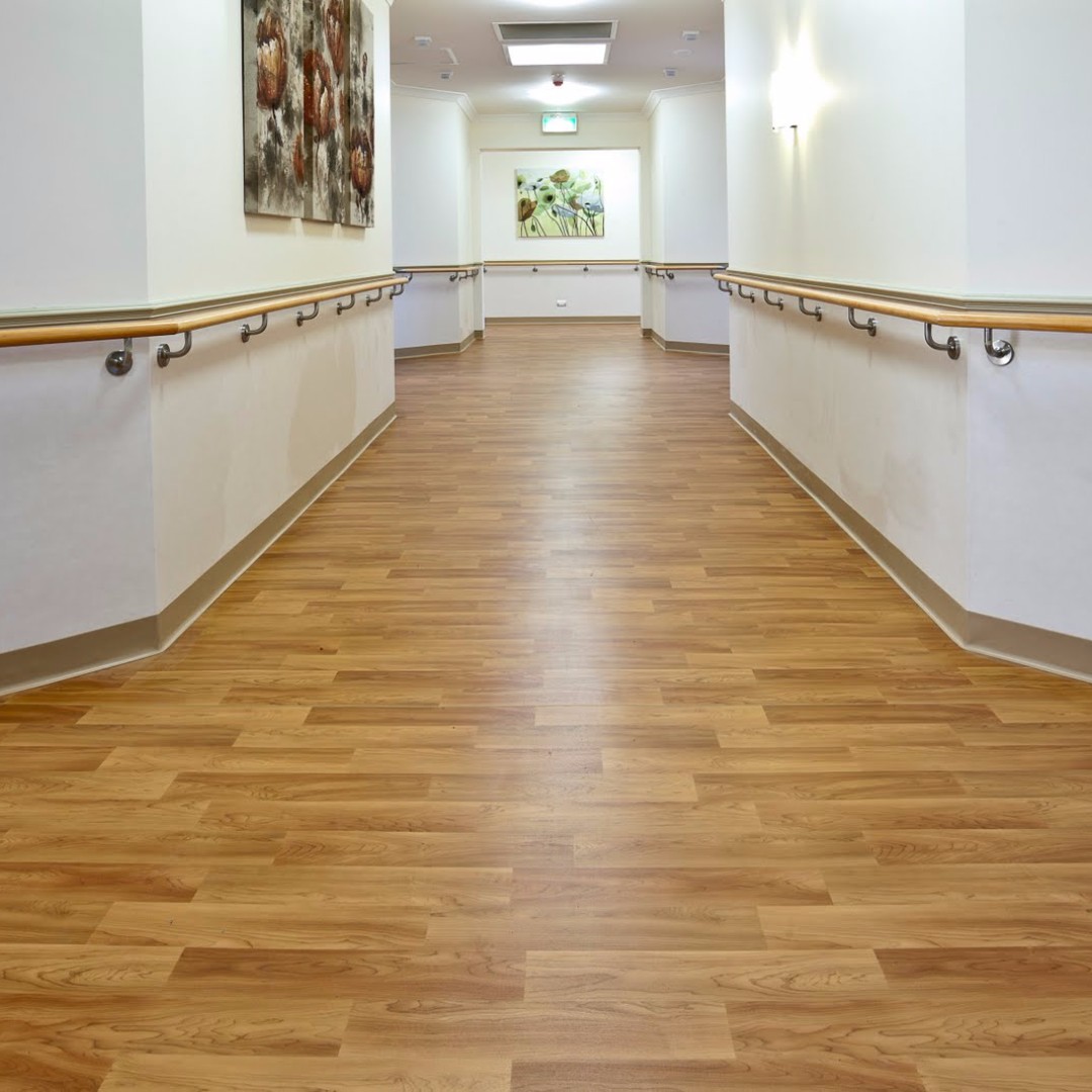 Lantai kayu vinyl pvc & laminate floor, Rumah & Perabot 
