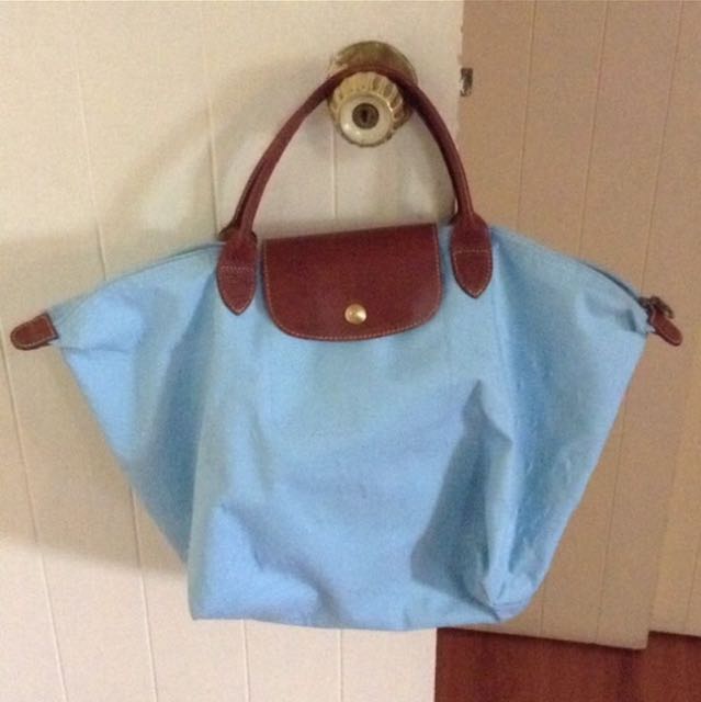 baby blue longchamp bag