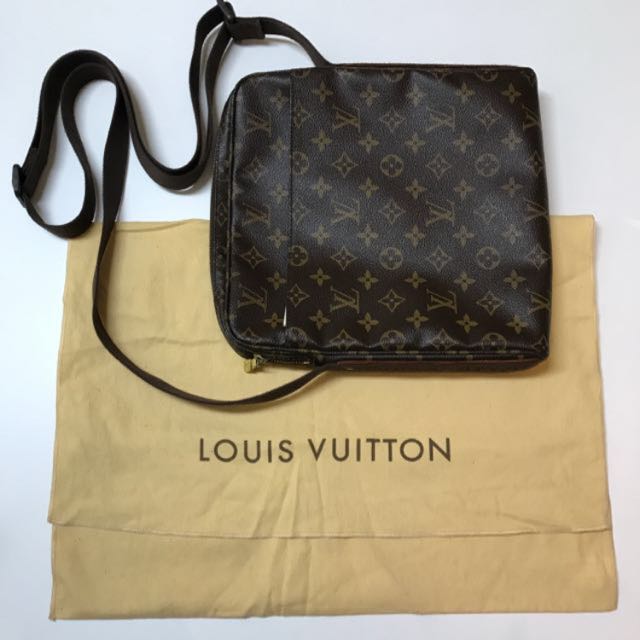 Louis Vuitton Monogram Trotteur Beaubourg Messenger - A World Of