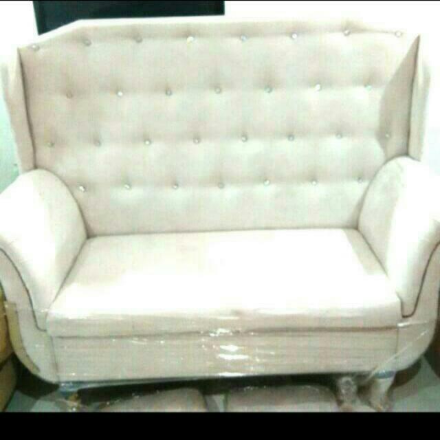 Preloved Wedding Chair For Sale Used Only Once For Wedding
