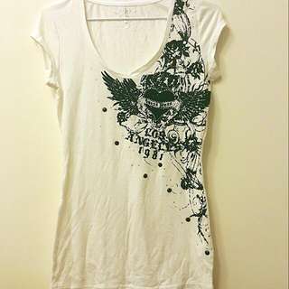 GUESS V領T-Shirt