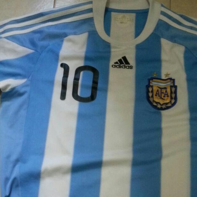 Authentic Messi Jersey, Men's Fashion, Activewear on Carousell