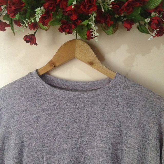 GRT croptop (Category: Others Tops) located in Quezon City. Submitted by xcleanupstuffx (Listing ID 106215206, Image 2). Description: .