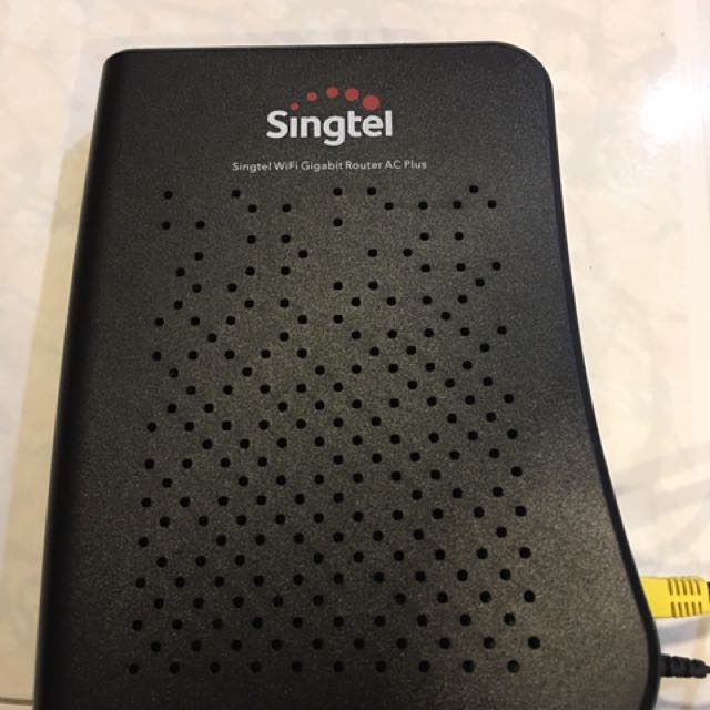 Singtel Wifi Gigabit Router AC Plus, Computers & Tech, Parts ...