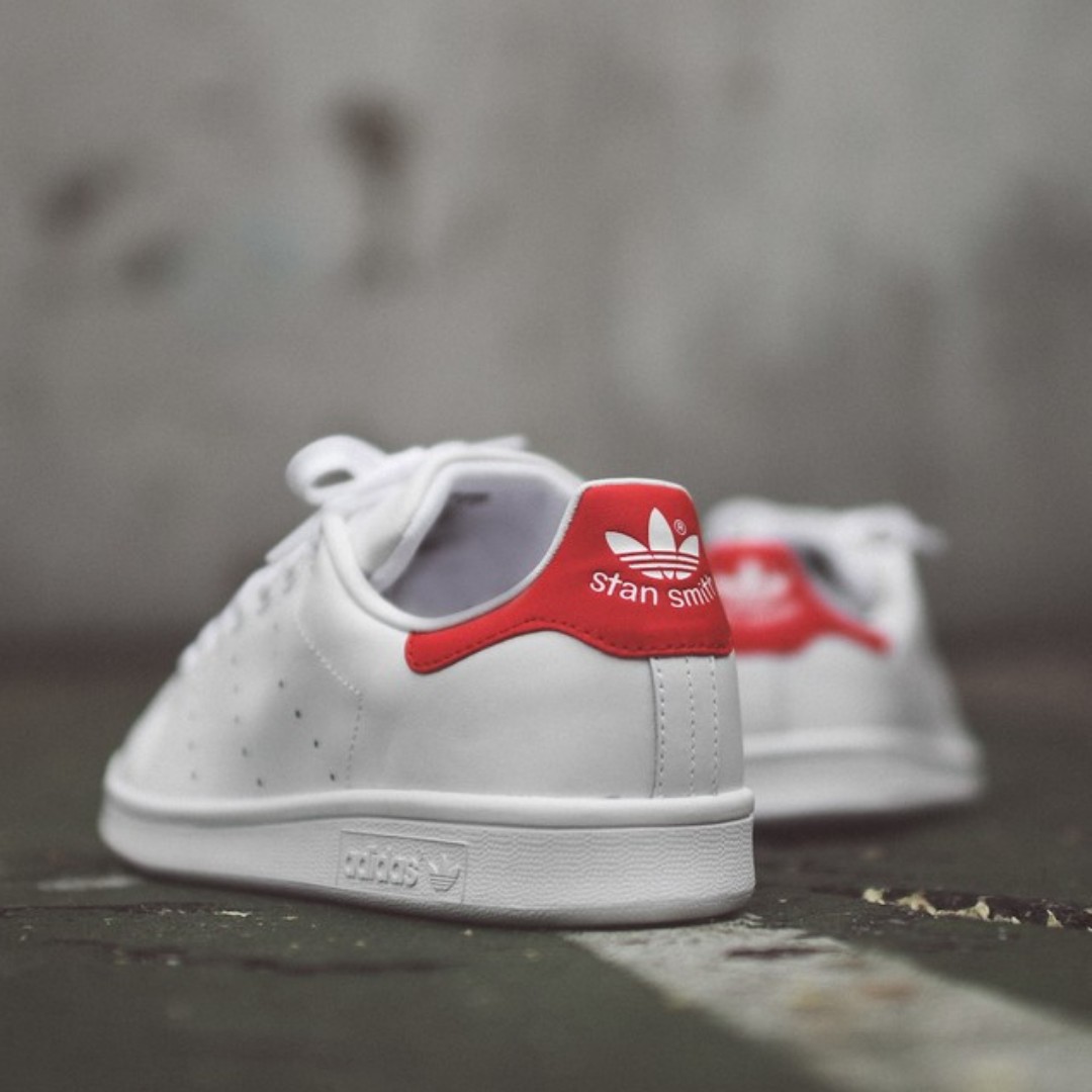 Stan smith red tab on sale