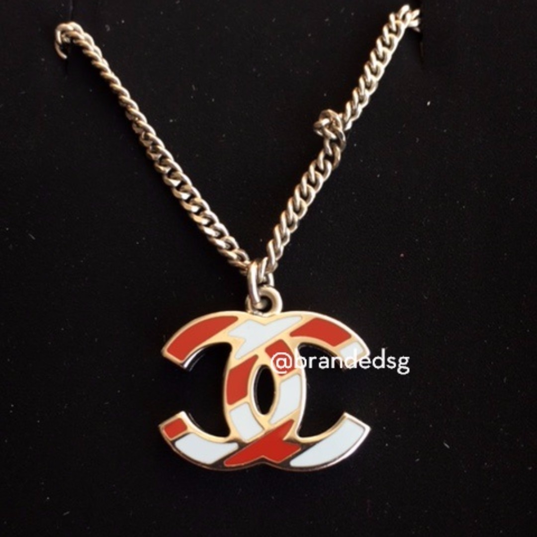 BNIB CHANEL AIRLINES CC LOGOS PENDANT NECKLACE Luxury