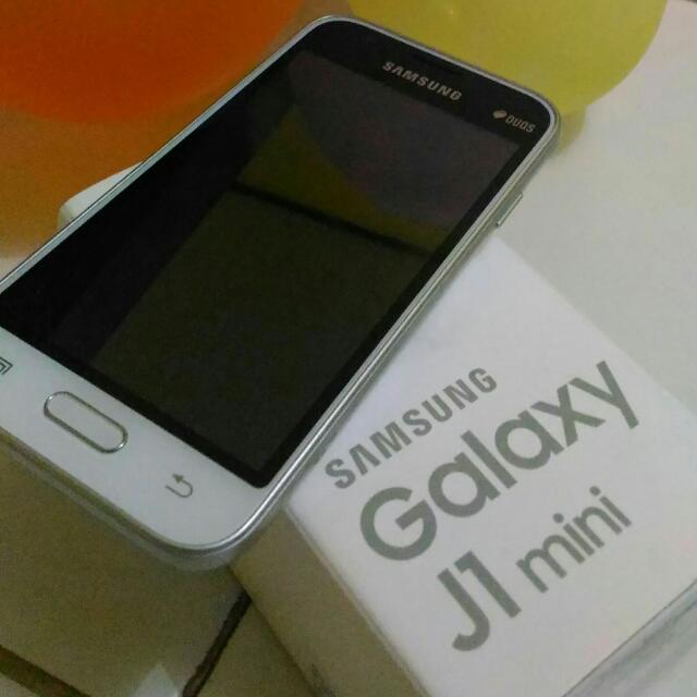 Samsung Galaxy J1 Mini 4g Lte Telepon Seluler Tablet Ponsel Android Samsung Di Carousell