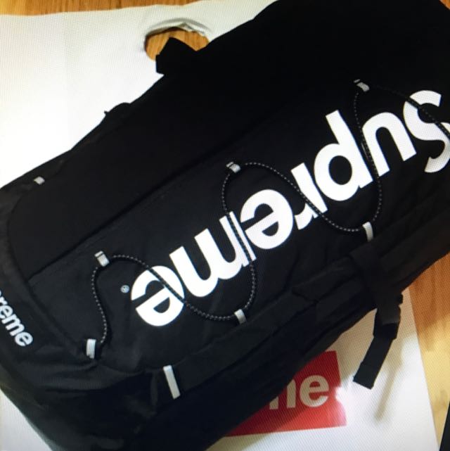 Supreme Backpack 2017ss, 男裝, 袋, 背包- Carousell