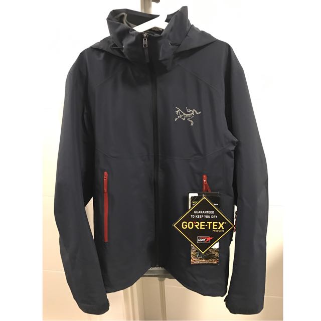 Arcteryx Iser Jacket tag
