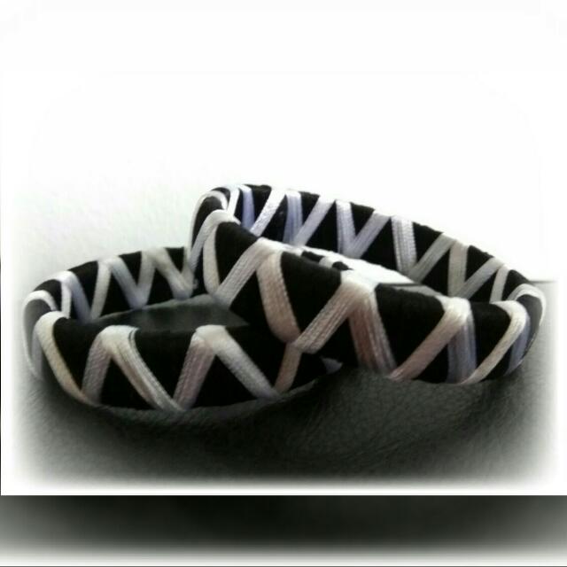 White silk new arrivals thread bangles
