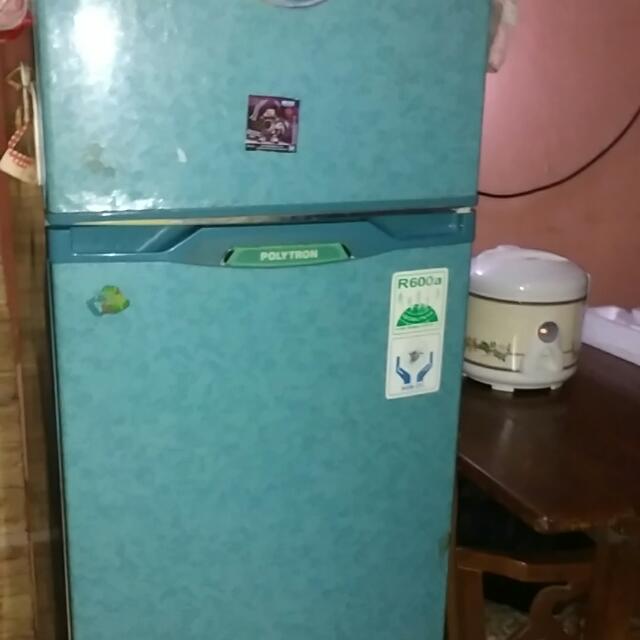 Kulkas Merk Polytron 2 Pintu Hot N Cool Elektronik Lainnya Di