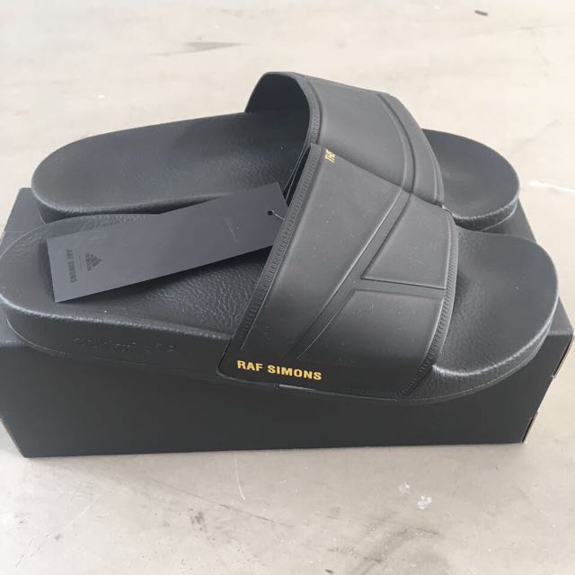 Raf simons clearance adidas adilette