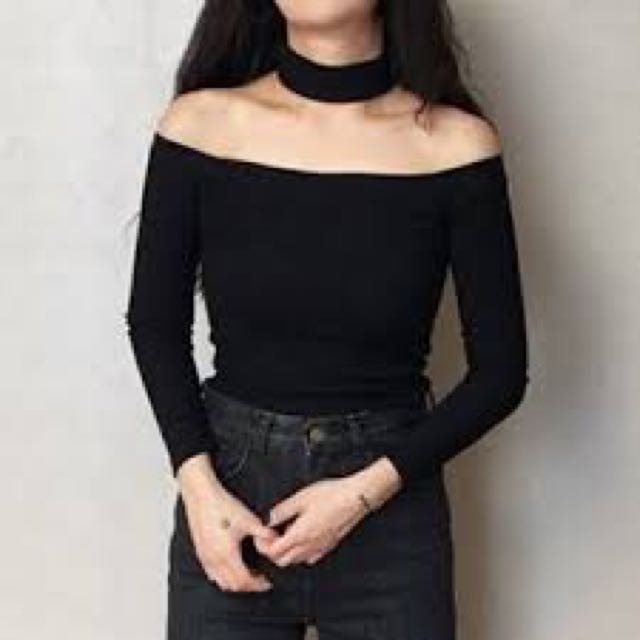 nike black choker crop top