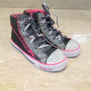 (Kategori: ) berada di . Dikirim oleh chicpink (ID iklan 106756716, Gambar 1). Deskripsi: .