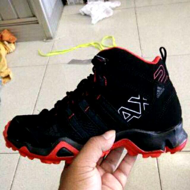 adidas x2