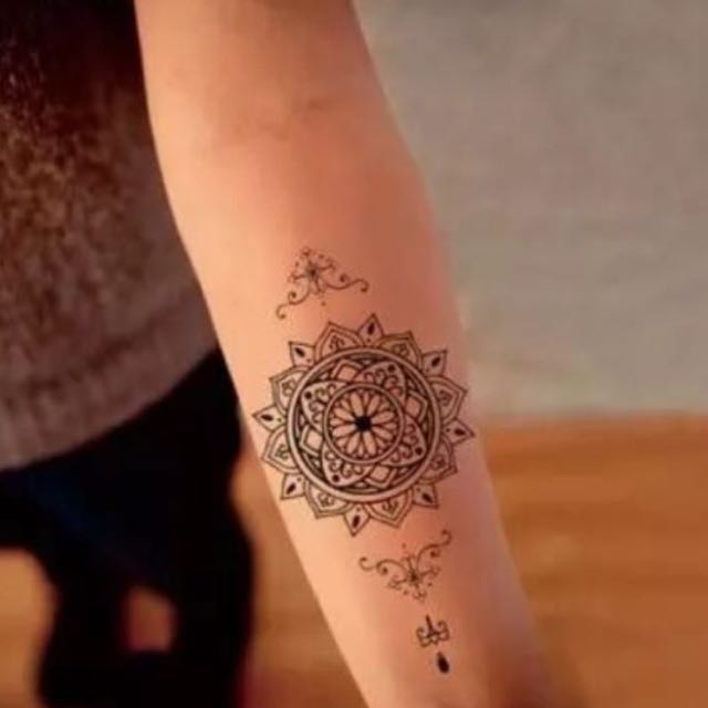 Bali Tattoo Woman - Tattoo