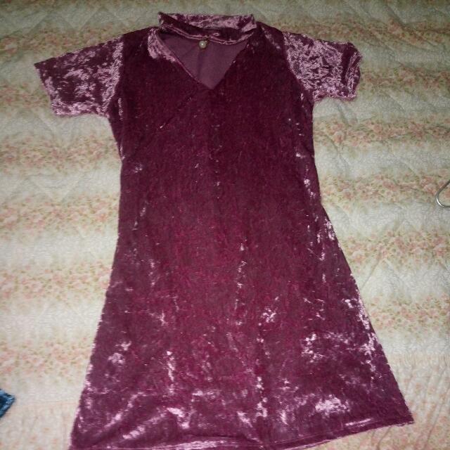 Dresses (Category: Dresses) located in Singapore. Submitted by ewendy_li (Listing ID 106760321, Image 2). Description: .