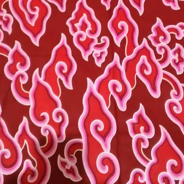 Motif Batik Mega Mendung Warna Merah - Contoh Motif Batik