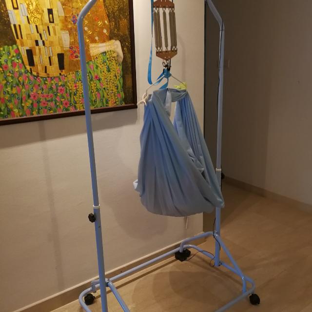 motorised baby rocker