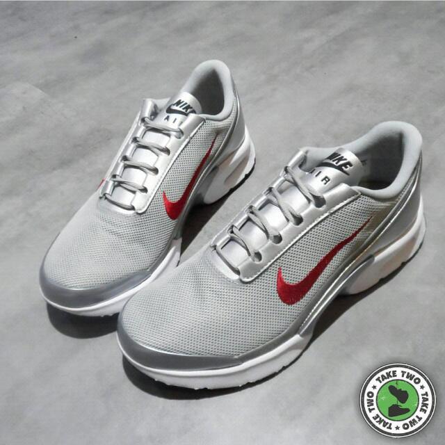 Nike air max jewell silver bullet store