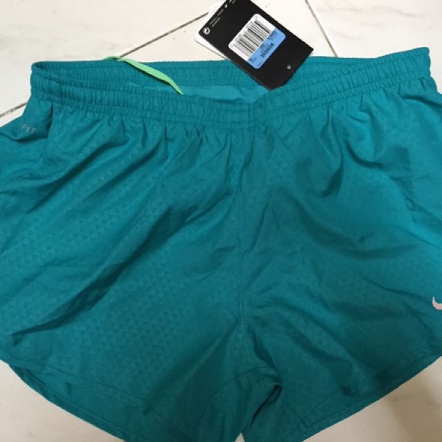 nike running shorts female