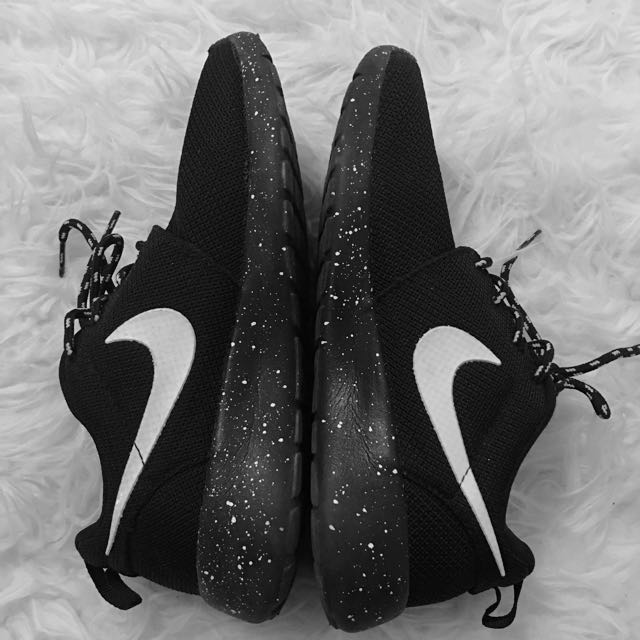 nike roshe one oreo