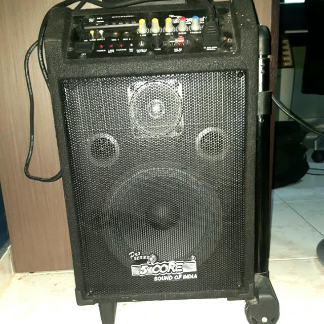 portable speaker for busking
