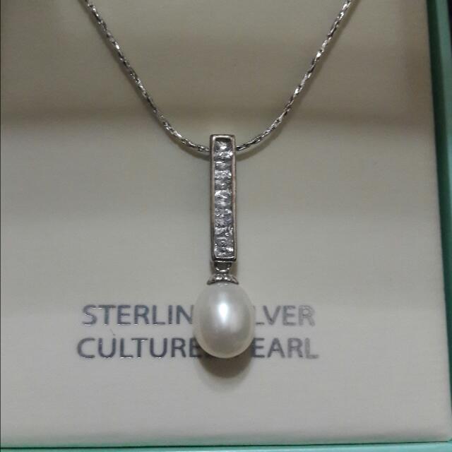 Toscow Necklace Sterling Silver Cultured Pearl Women S Fashion Jewellery On Carousell