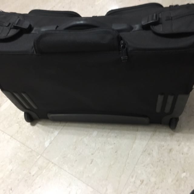 Tumi Carry On Bag for Suits, Luxury, Bags & Wallets on Carousell