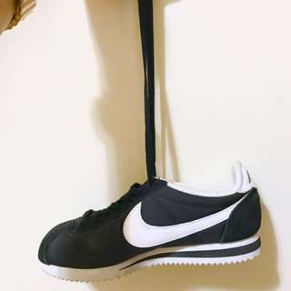 Nike阿甘鞋